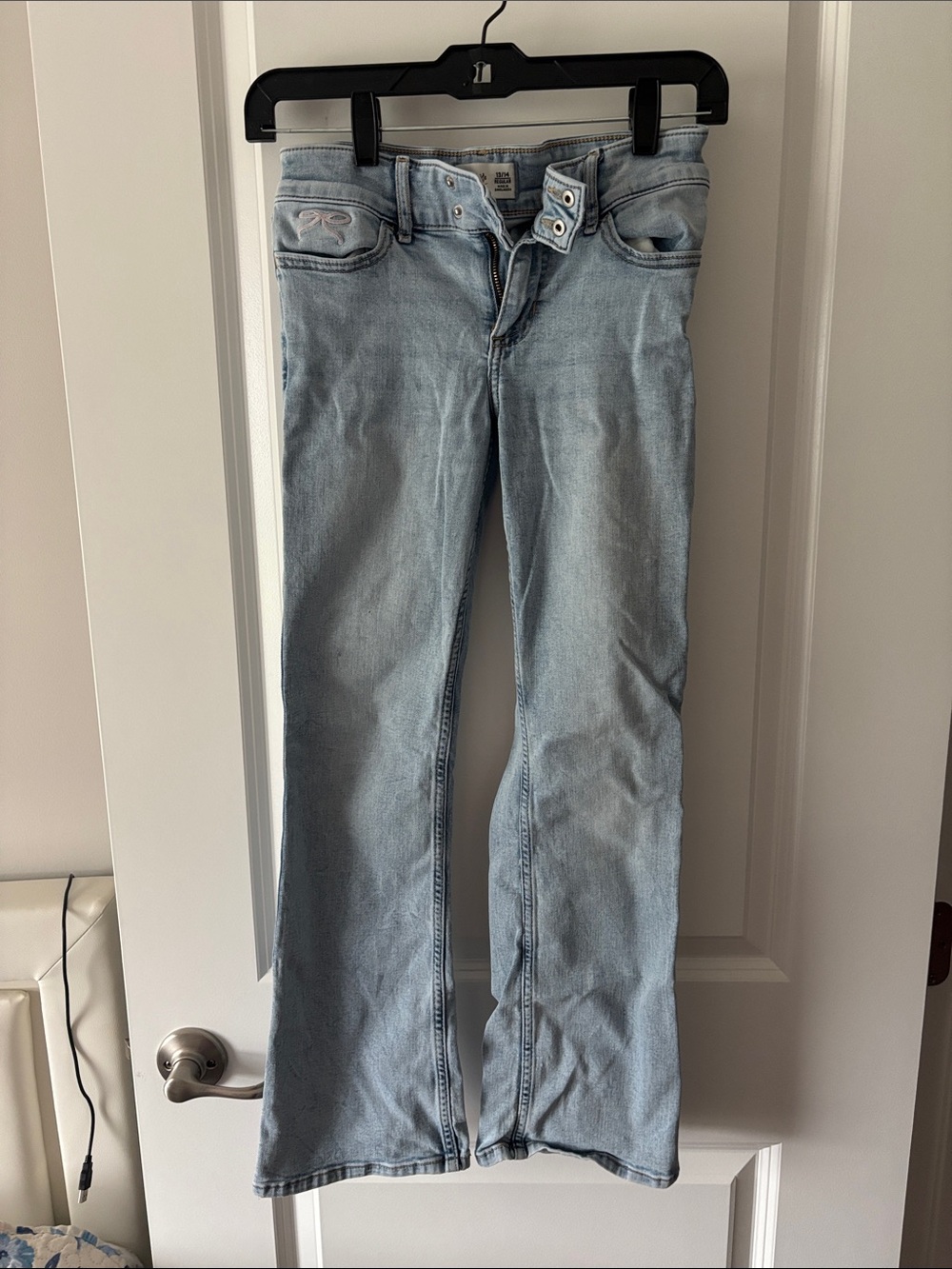 abercrombie kids Low rise boot Jeans